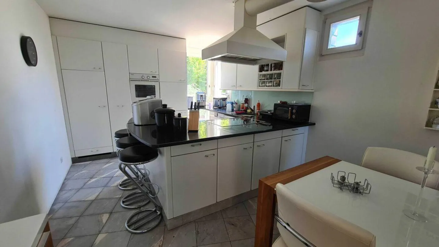 Traumhaus mit Pool und Privatsphäre an sehr sonniger Lage - Foto 9 von 28