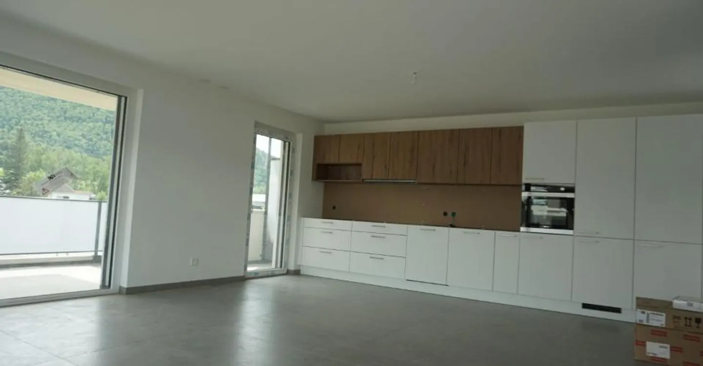 Appartamento di 4,5 locali - Superficie netta di 100 m2 - Terrazza di 45 m2 - orientato - Foto 1 di 12