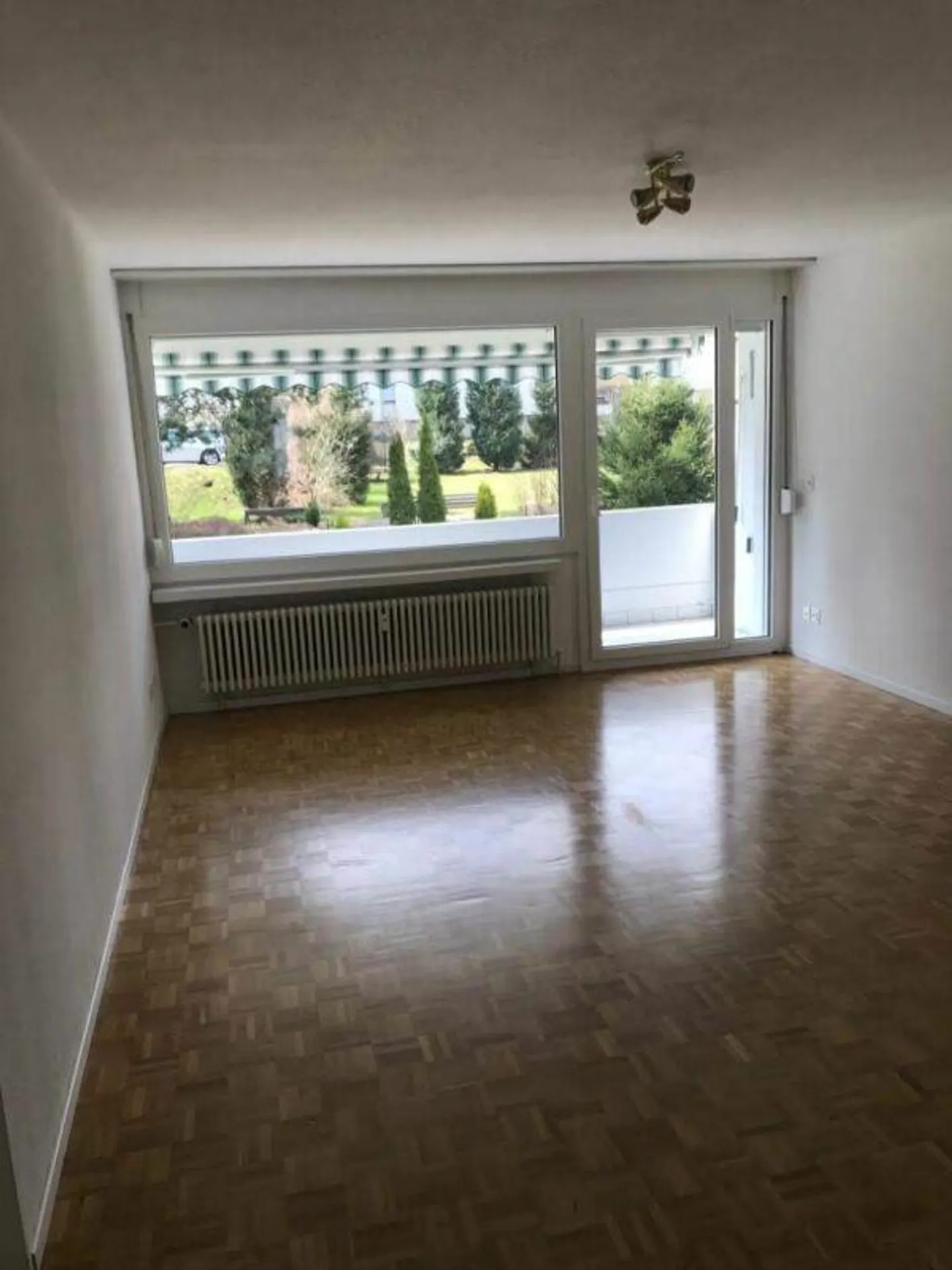 Appartamento 3.5 stanze in una zona residenziale tranquilla - Foto 1 di 12