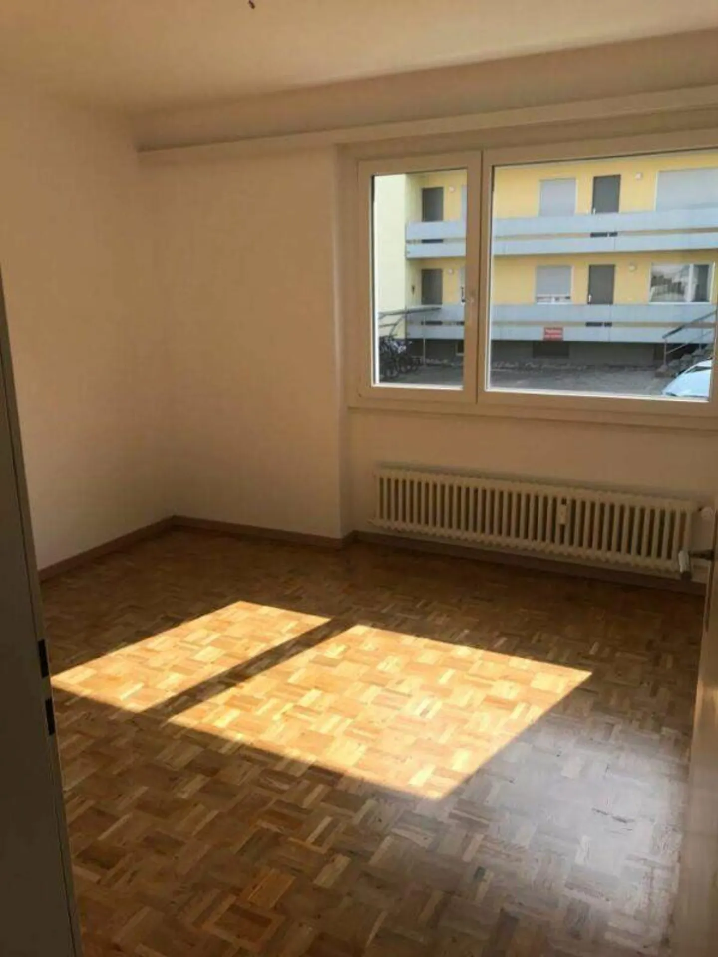Appartamento 3.5 stanze in una zona residenziale tranquilla - Foto 2 di 12