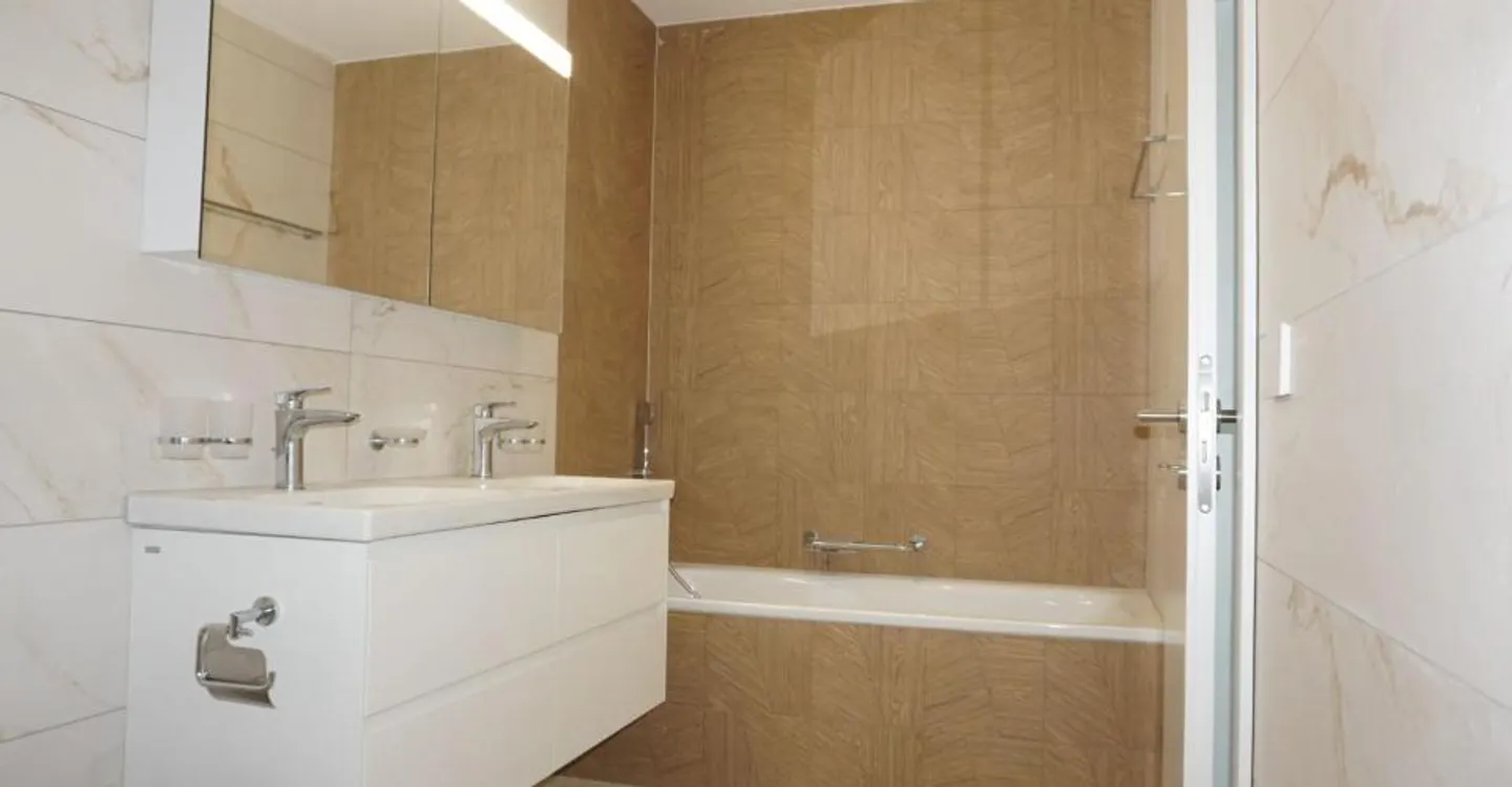 Appartamento di 4,5 locali - Superficie netta di 100 m2 - Terrazza di 45 m2 - orientato - Foto 7 di 12