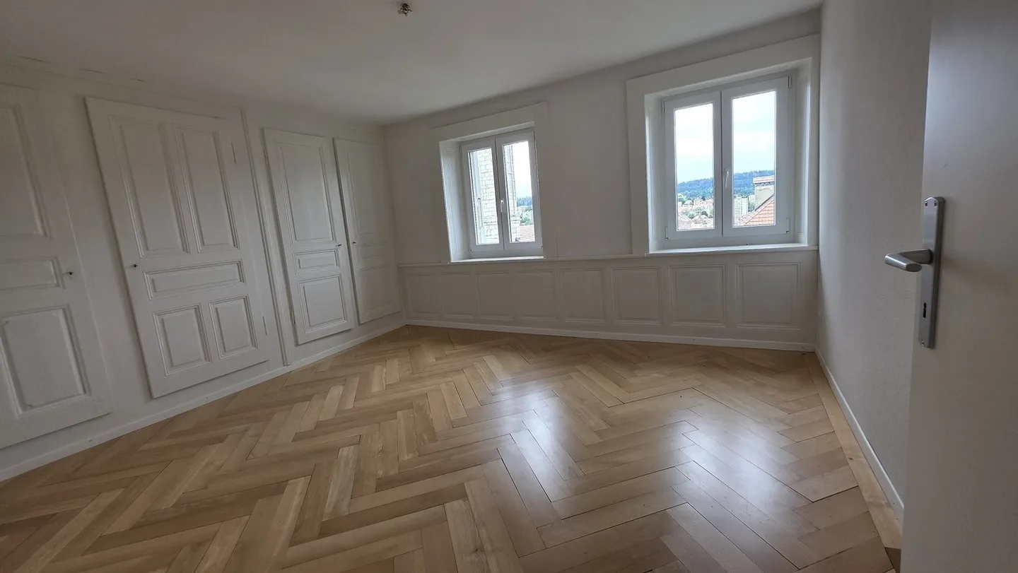 APPARTAMENTO MAGNIFICO SULL'ANGOLO DELL'EDIFICIO - Foto 4 di 9