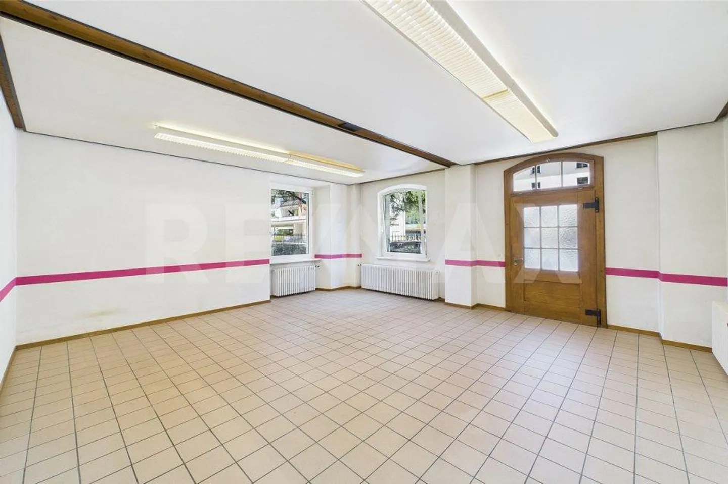 Single-family home in an elegant historic villa - Photo 8 of 13