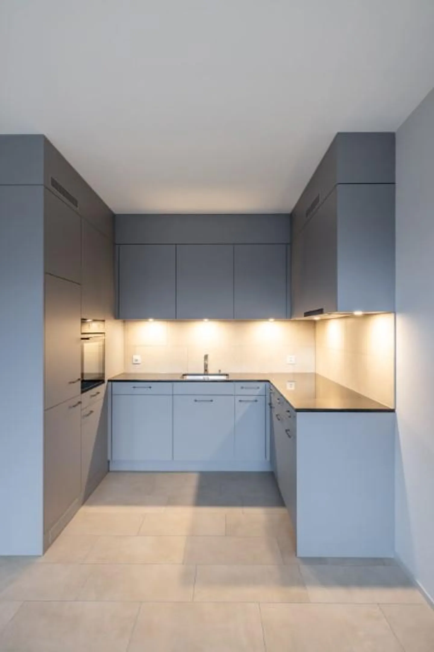 Moderne 2.5-Zimmerwohnung in Zizers - Foto 3 von 8