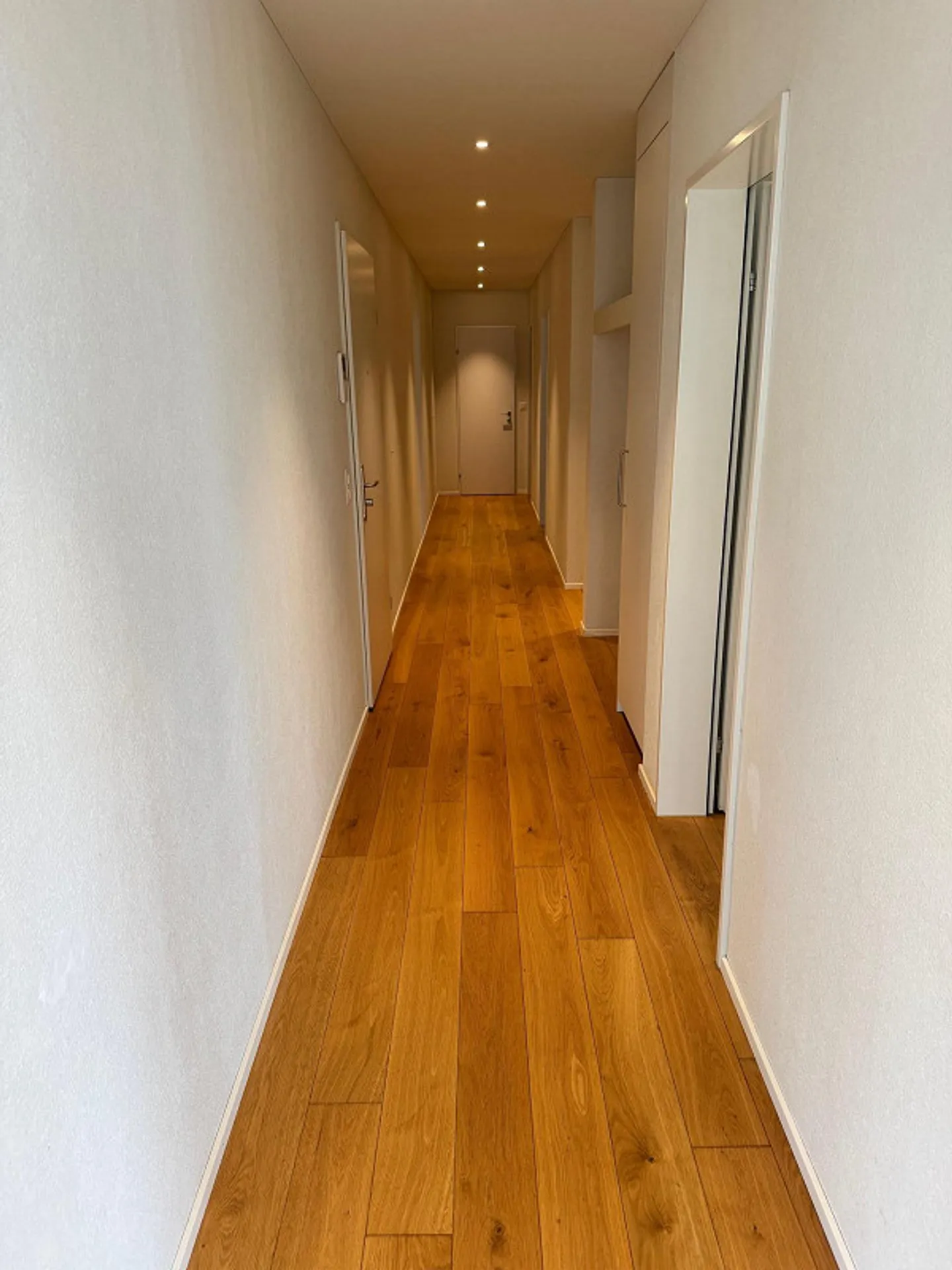 Appartement de 4,5 pièces au rez-de-chaussée dans le quartier privilégié de Rosenberg - Photo 8 sur 13