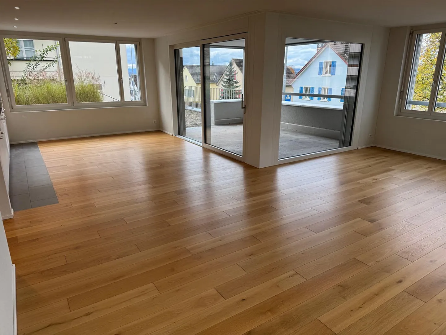 Appartement de 4,5 pièces au rez-de-chaussée dans le quartier privilégié de Rosenberg - Photo 4 sur 13