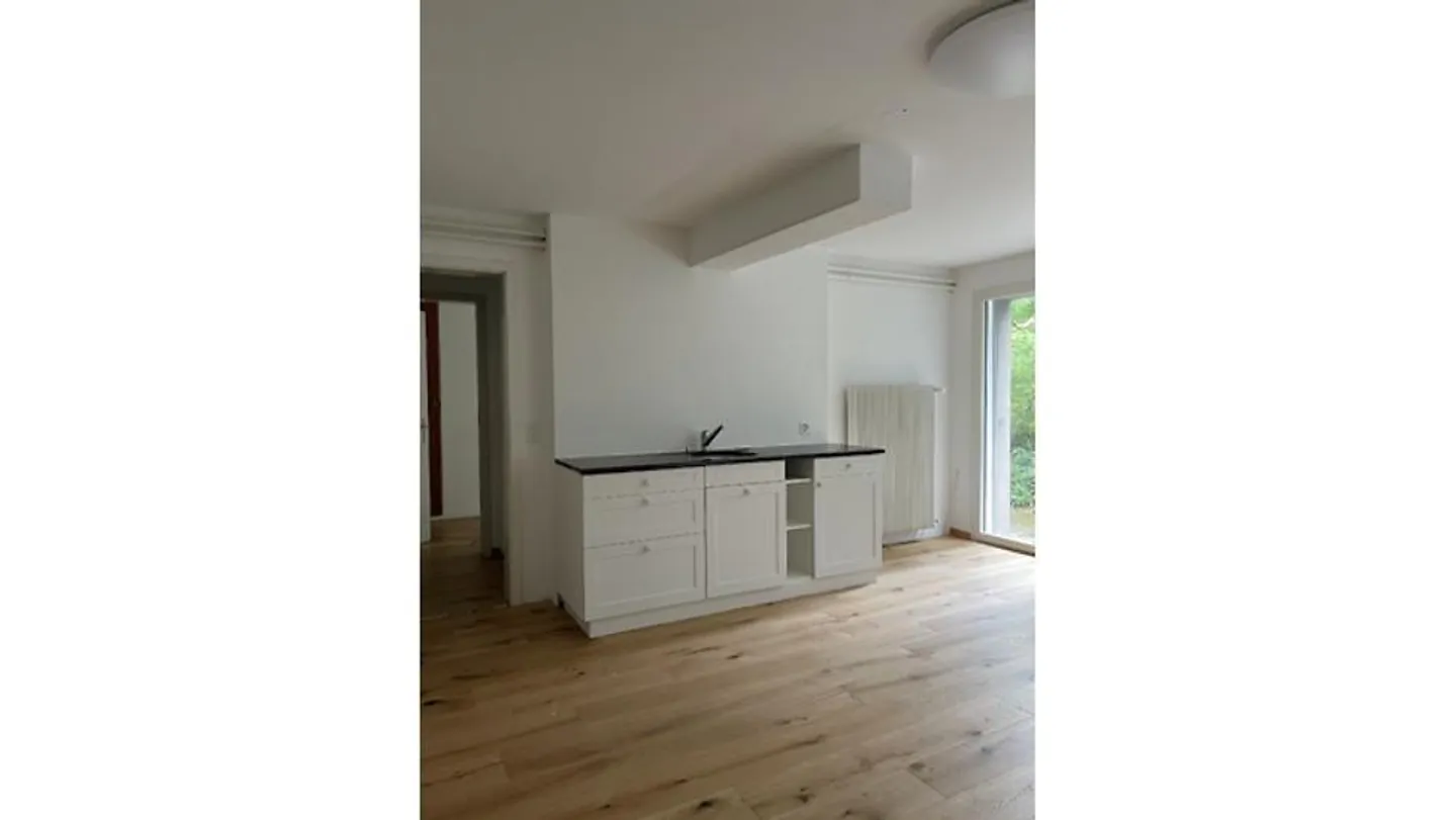 STUDIO IN WABERN (BE), MÖBLIERT, TEMPORÄR - Photo 2 of 5