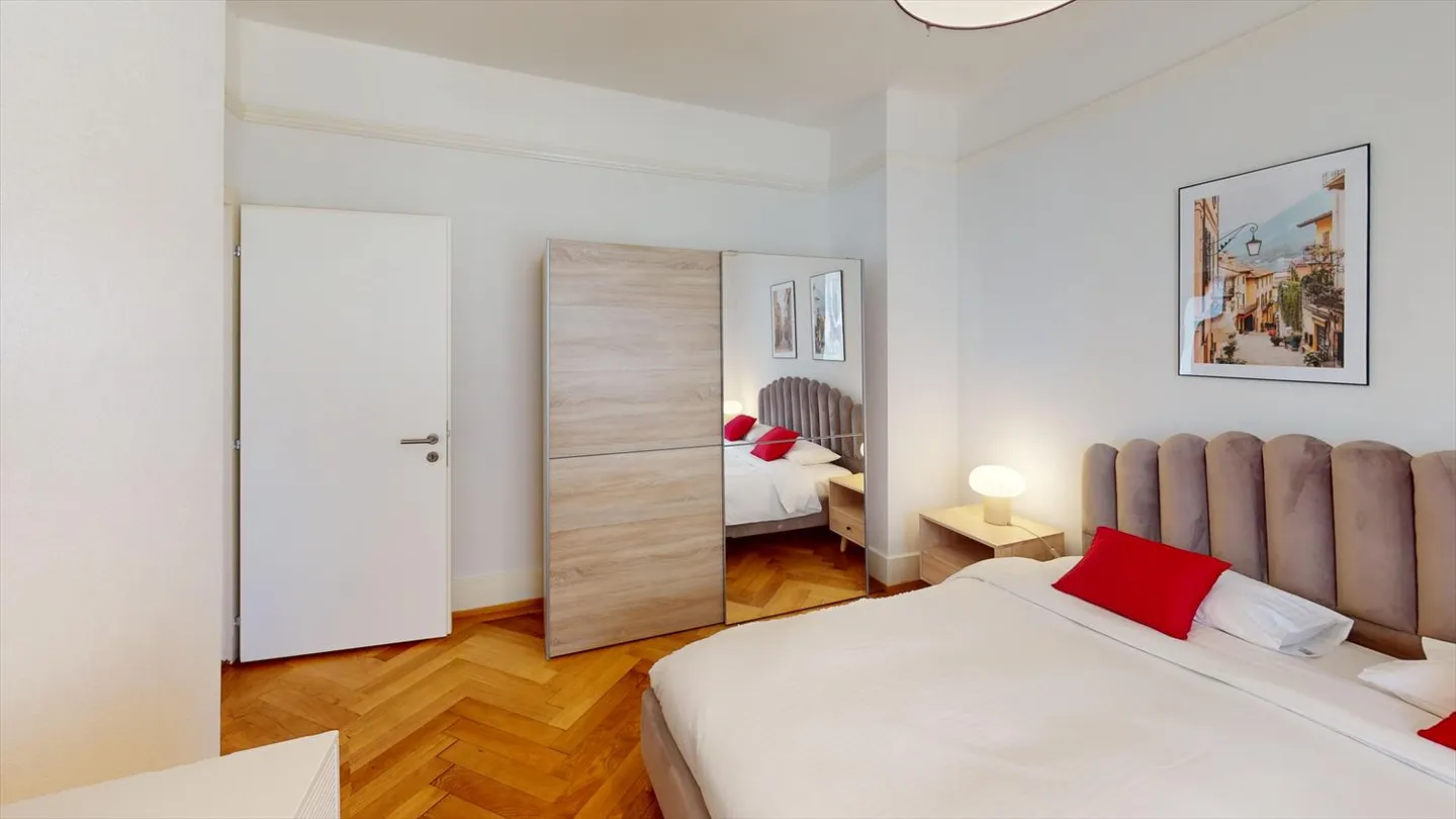 Furnished Apartment - Photo 9 of 13