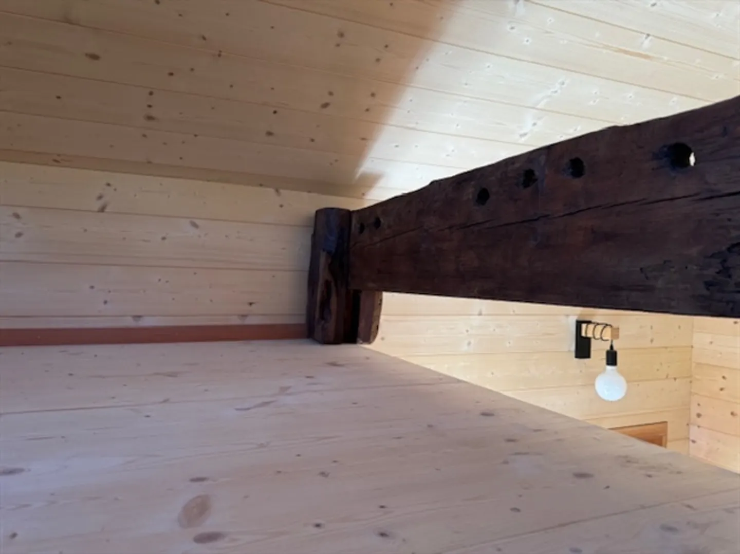 Renovated Raccard (1795) (Summer Chalet) / La Luette / RARE - EXCLUSIVE AGENT - Photo 9 of 13