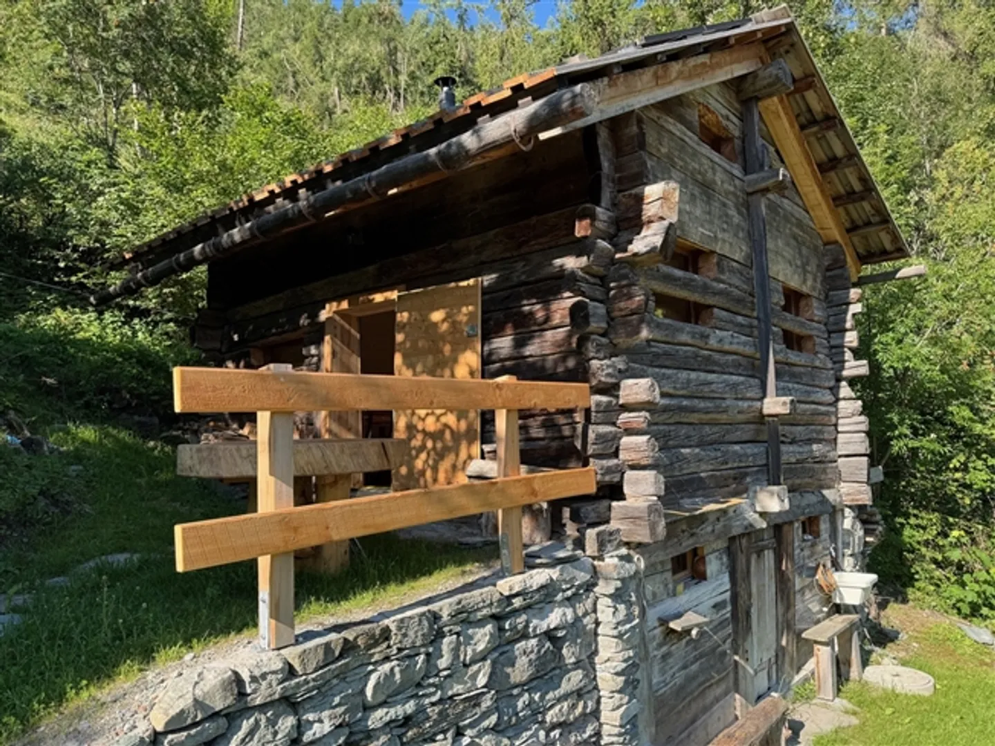 Renovated Raccard (1795) (Summer Chalet) / La Luette / RARE - EXCLUSIVE AGENT - Photo 2 of 13