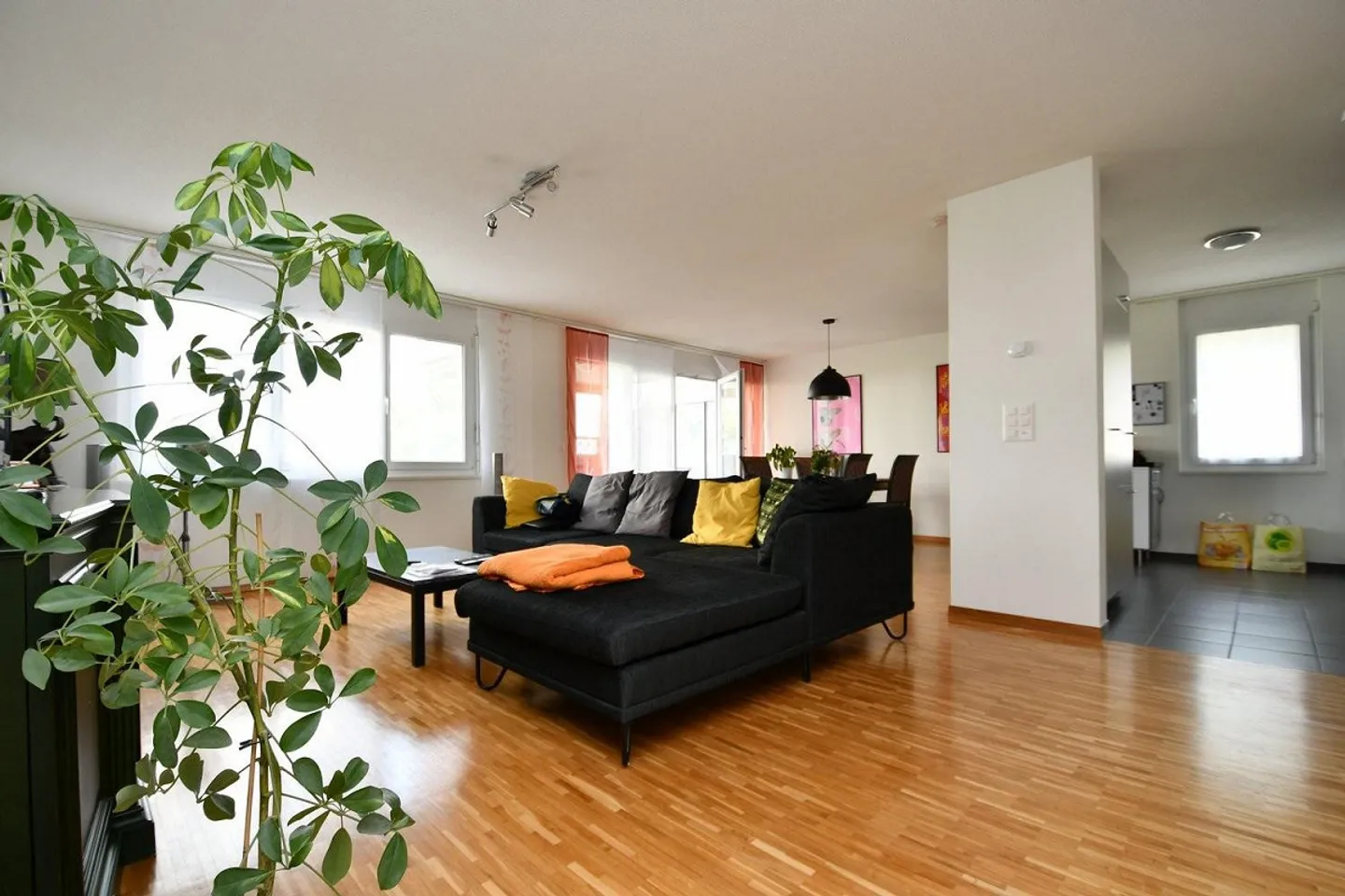 Helle 4.5-Zimmerwohnung - Foto 3 von 6