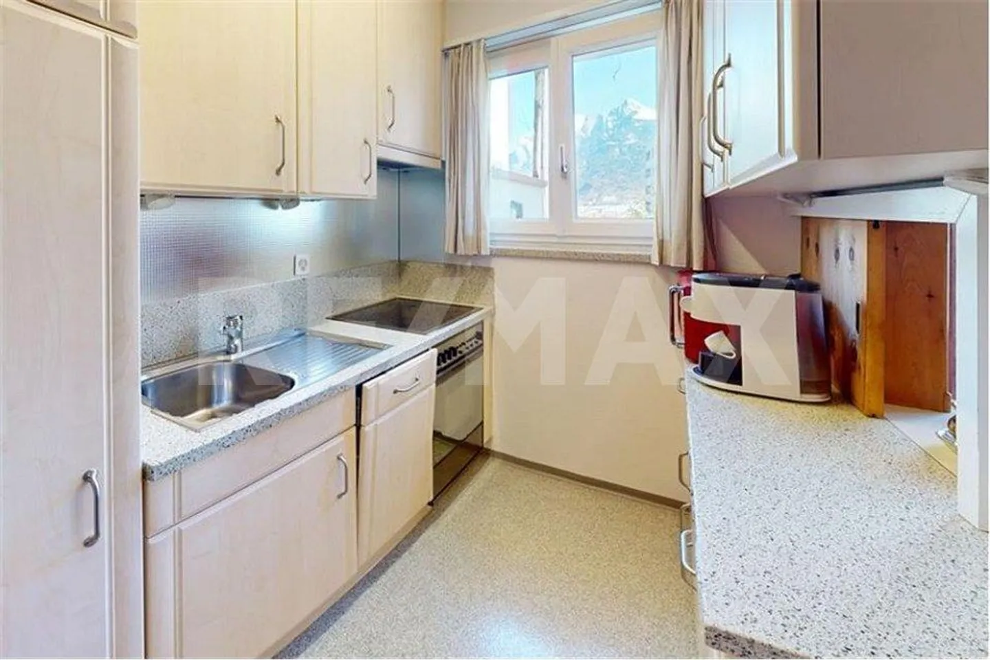 Appartement 4.5 pièces - Photo 8 sur 13