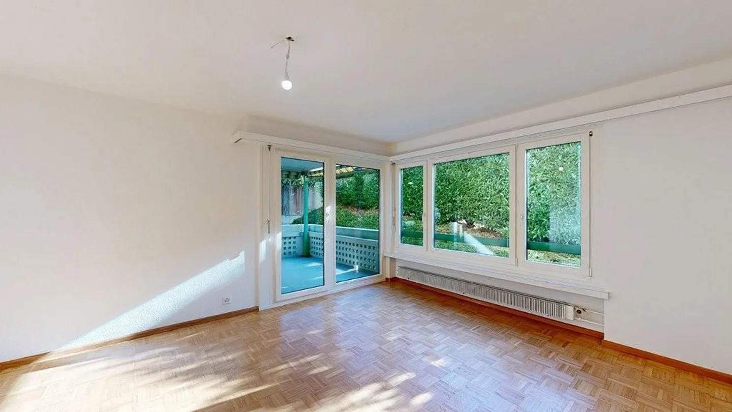 Apartment near the village center of Therwil with corner balcony - Photo 1 of 12