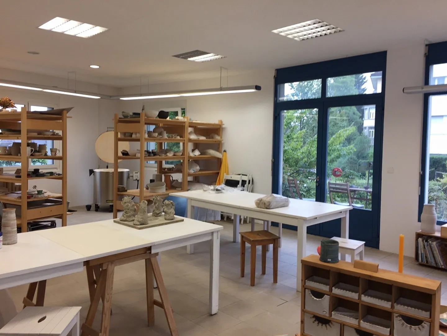 Center Rotmonten, retail space, studio, office etc. - Photo 2 of 4