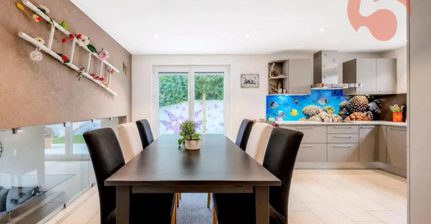 Magnificent 4.5-room villa with panoramic view of the Jura - Photo 6 of 12