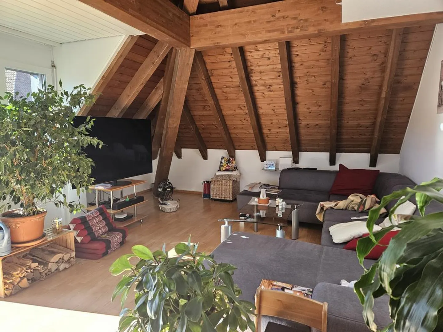 Tasteful Maisonette Apartment - Photo 2 of 9