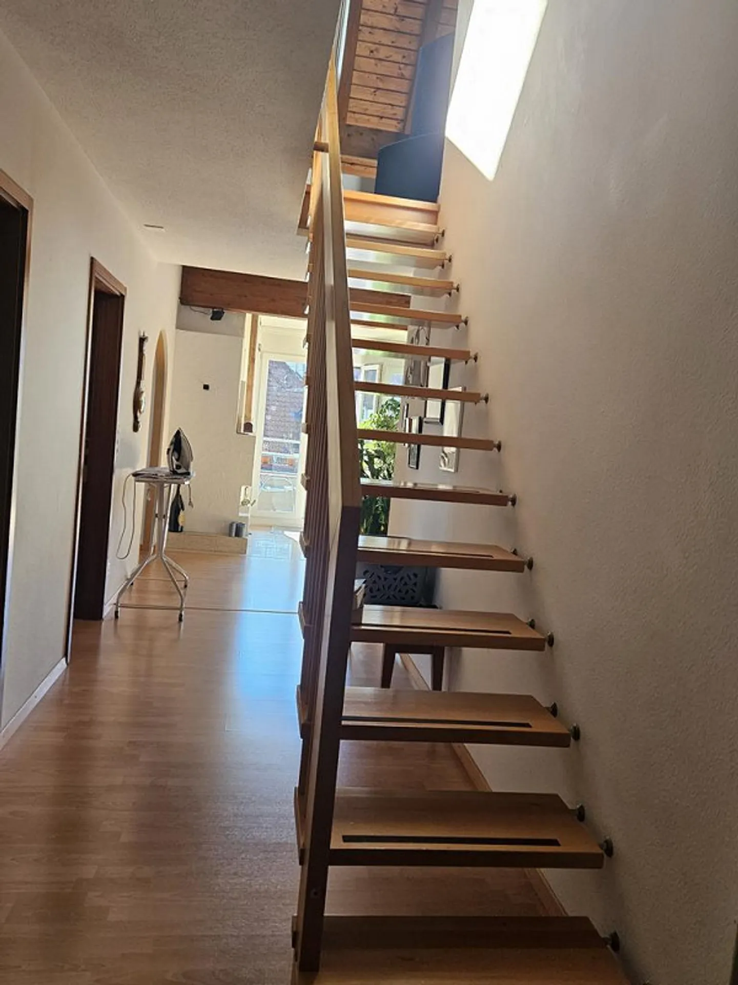 Tasteful Maisonette Apartment - Photo 8 of 9