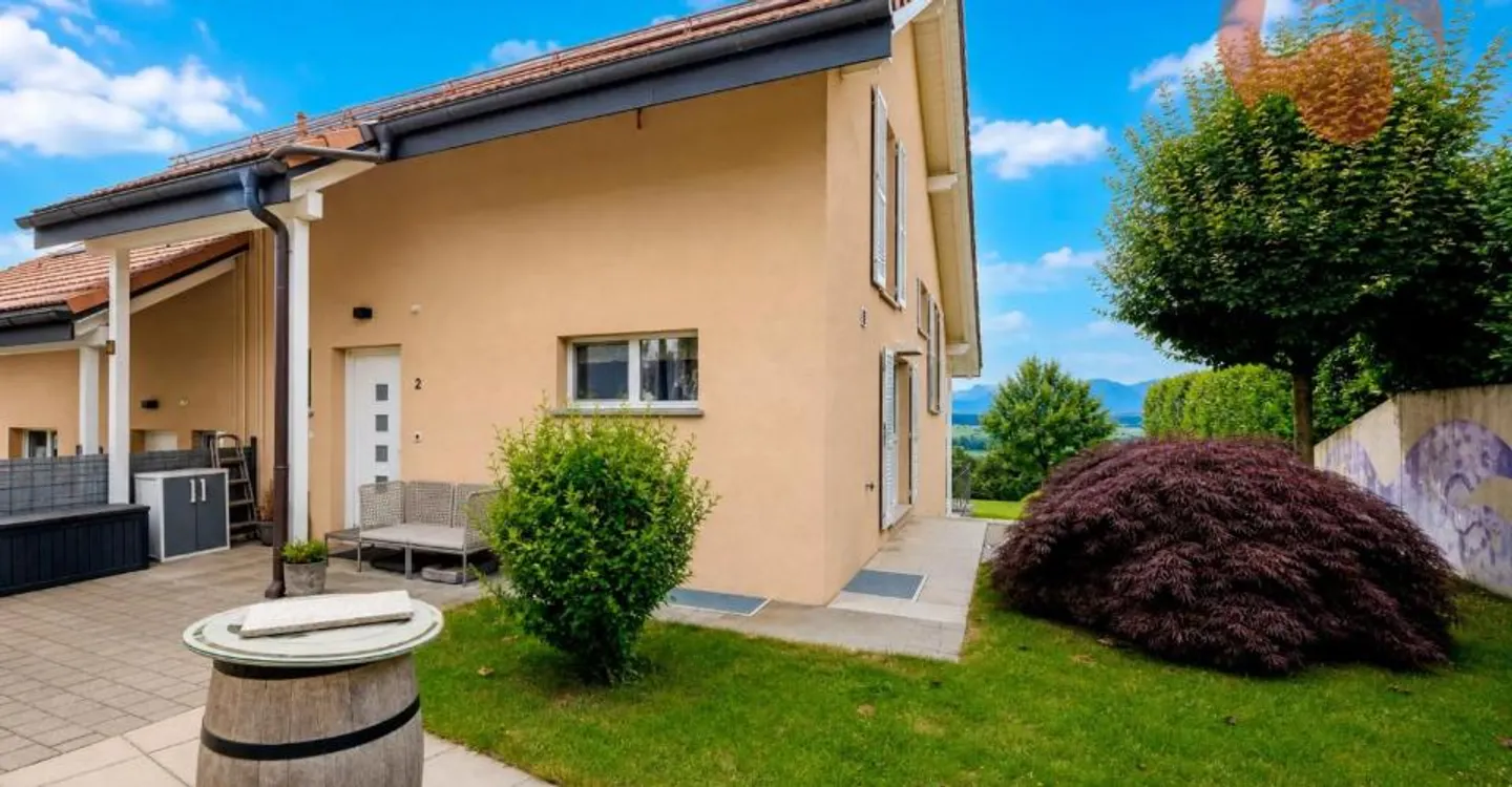 Magnificent 4.5-room villa with panoramic view of the Jura - Photo 11 of 12