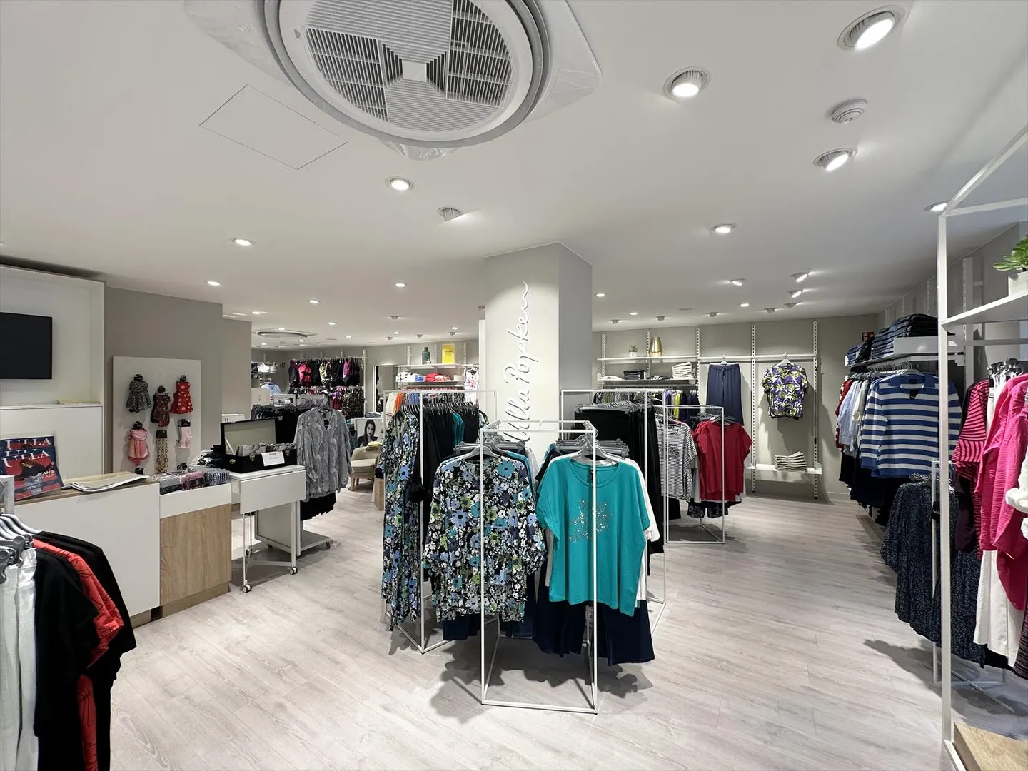Sion, espace commercial de 156 m2 dans le centre-ville près de la Place du Midi - Photo 6 sur 11