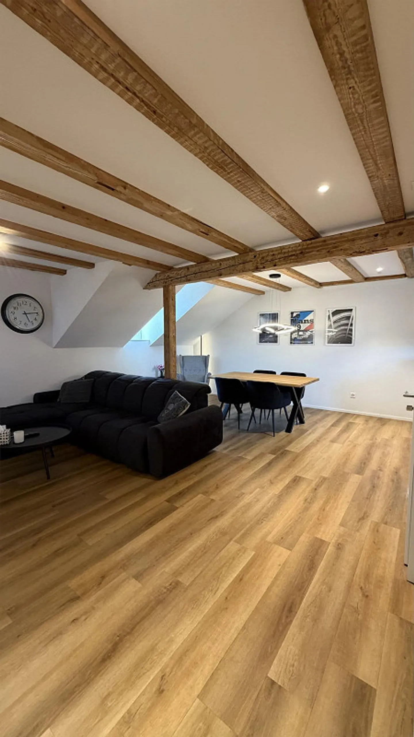 Hell & Charming - Attic Apartment with Character - Photo 3 of 14