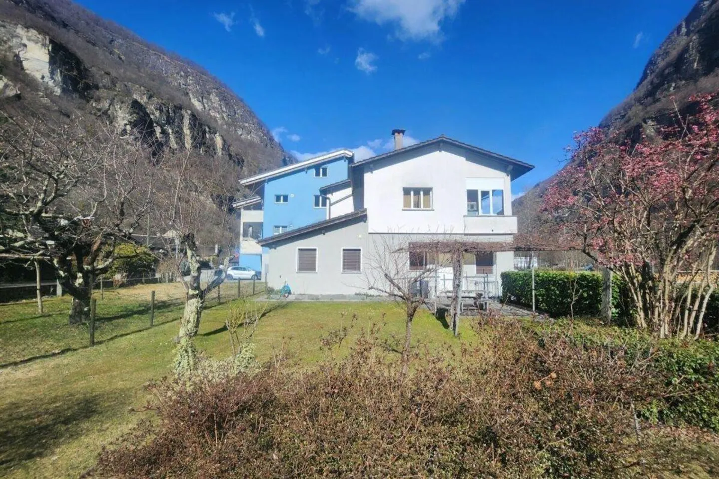 Appartamento 4.5 locali in casa bifamiliare - Foto 2 di 12