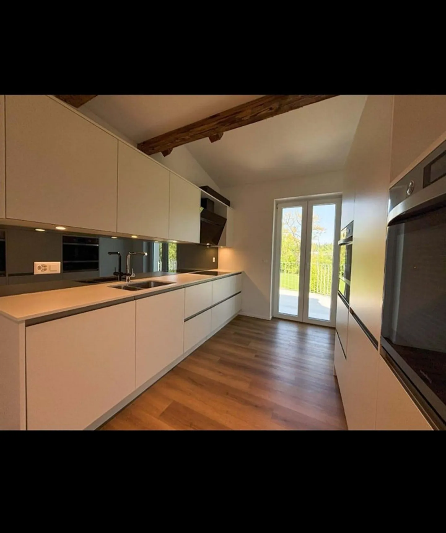 Hell & Charming - Attic Apartment with Character - Photo 1 of 14