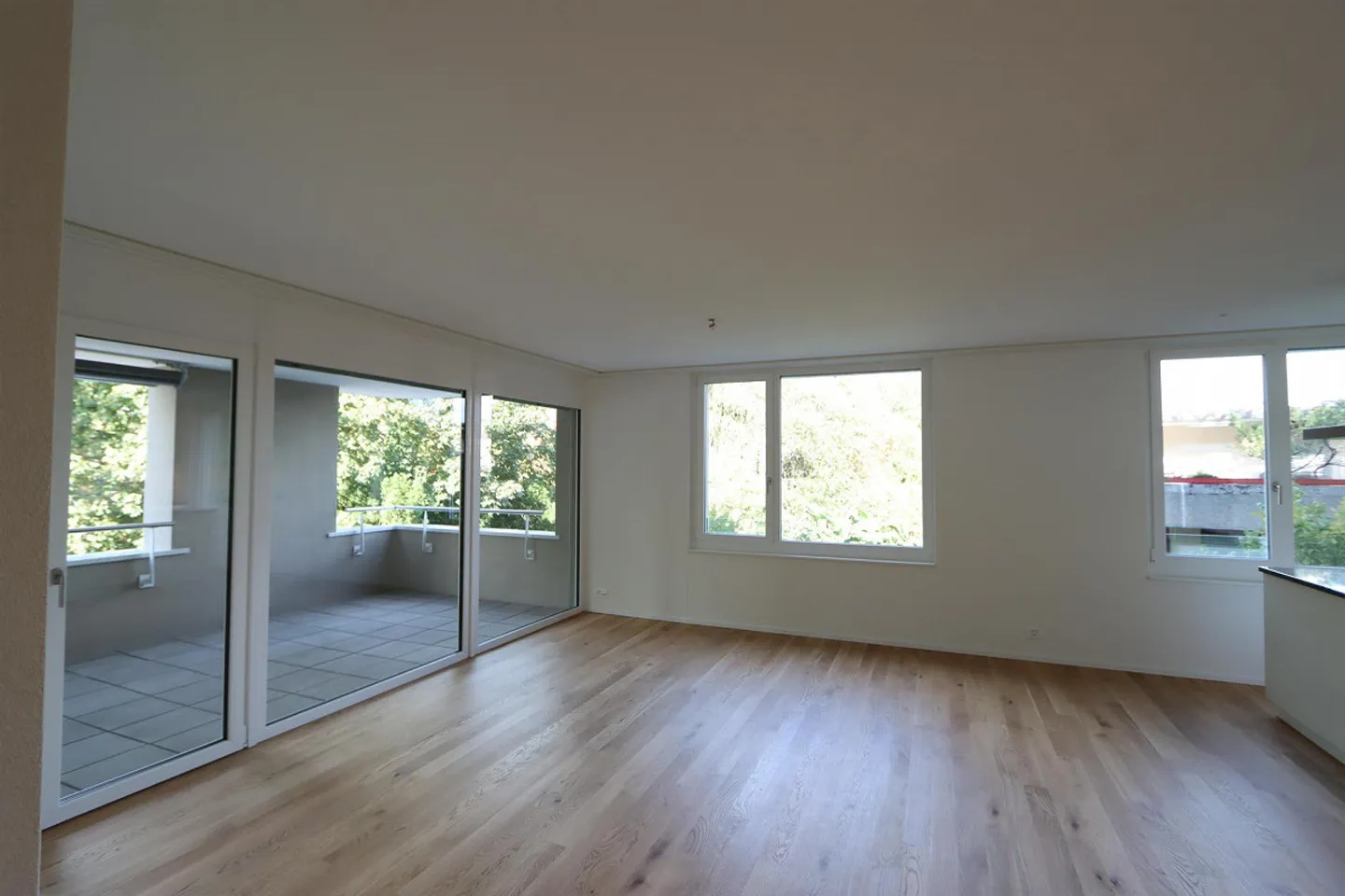 Appartement moderne de 2,5 pièces à Lyss - Photo 3 sur 7