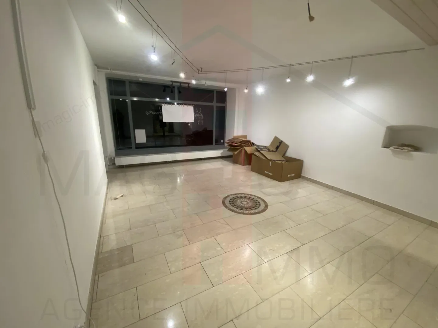 Gewerbefläche mit Schaufenster - Foto 4 von 8