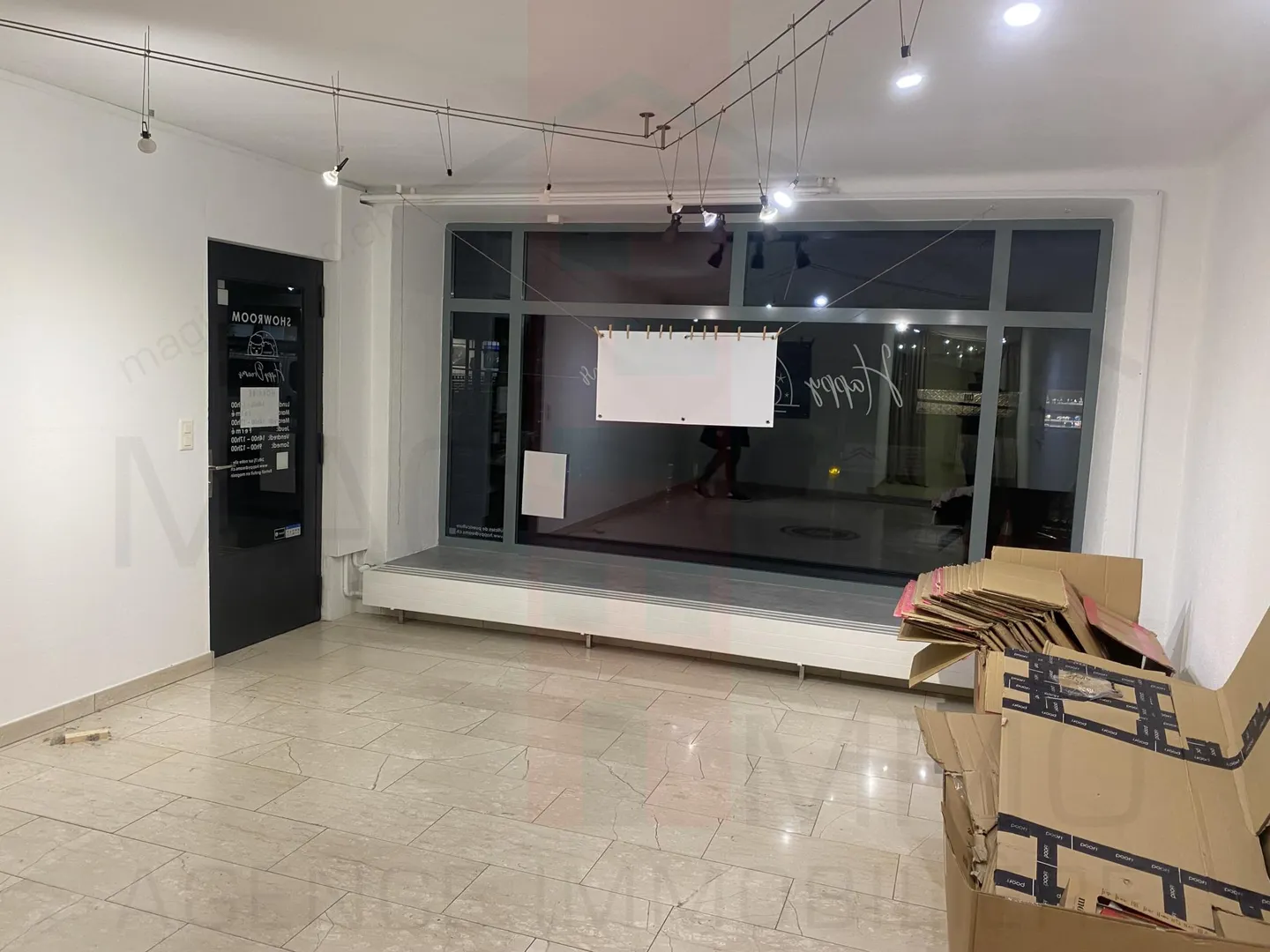 Gewerbefläche mit Schaufenster - Foto 2 von 8