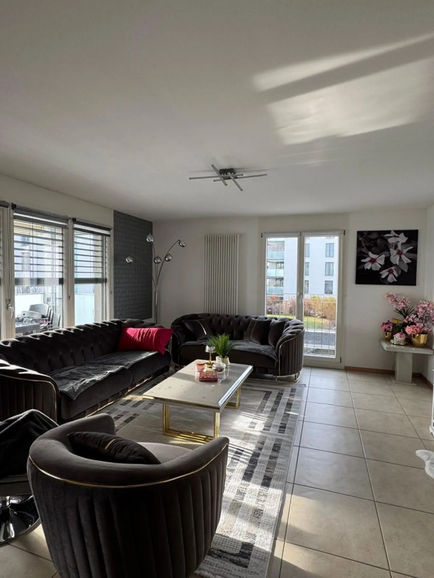 Schönes 3.5-Zimmer-Apartment im Cormanon-Viertel - Photo 2 of 11