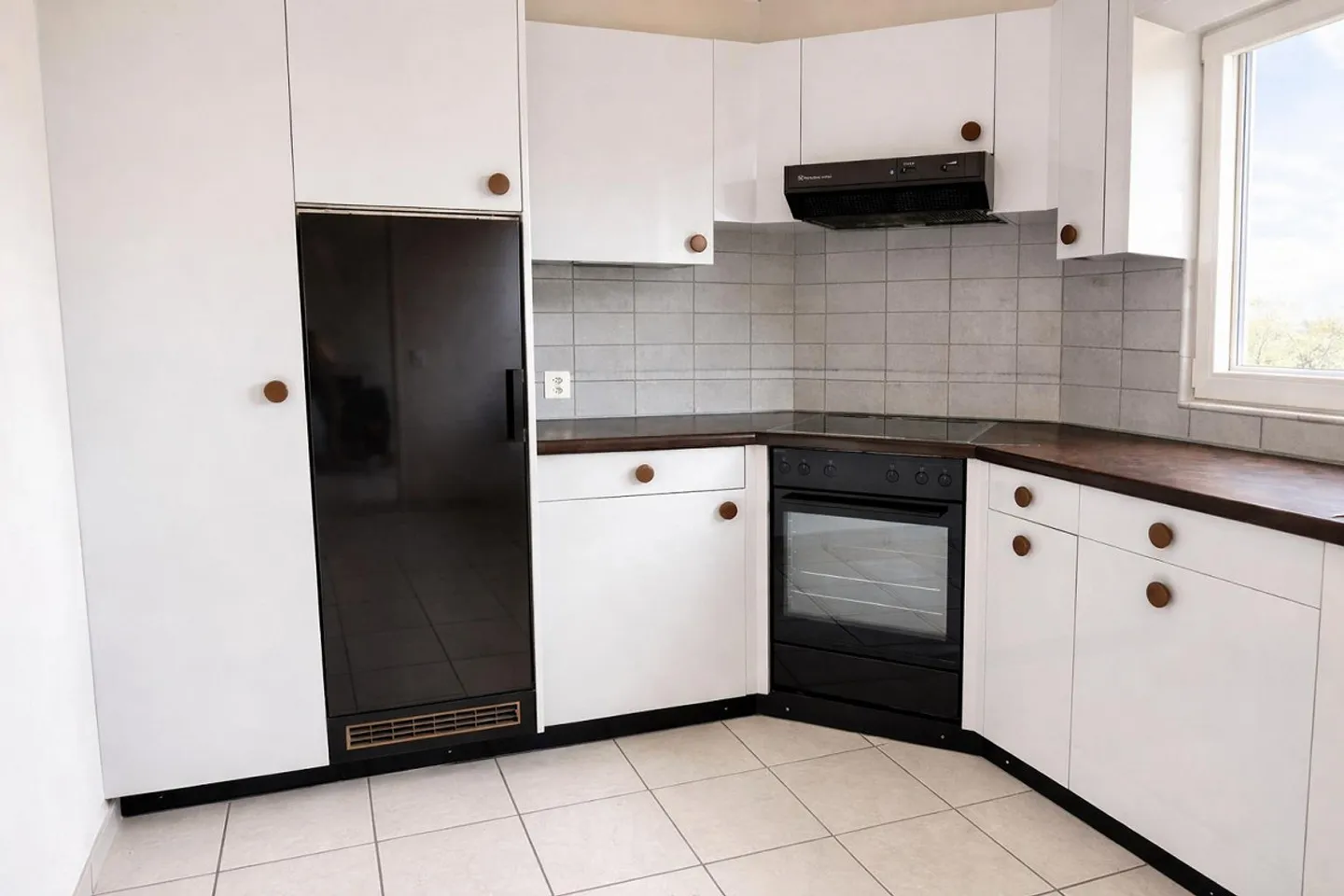 Gemütliche 3.5 Zimmer-Wohnung in Seenähe zu vermieten - KEIN LIFT - Photo 1 of 12