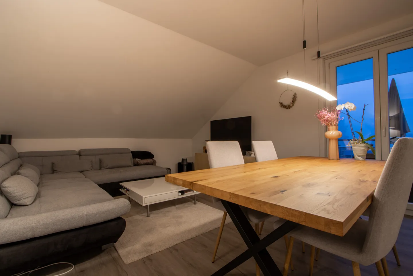 3.5-room attic apartment in a quiet location - Photo 12 of 13