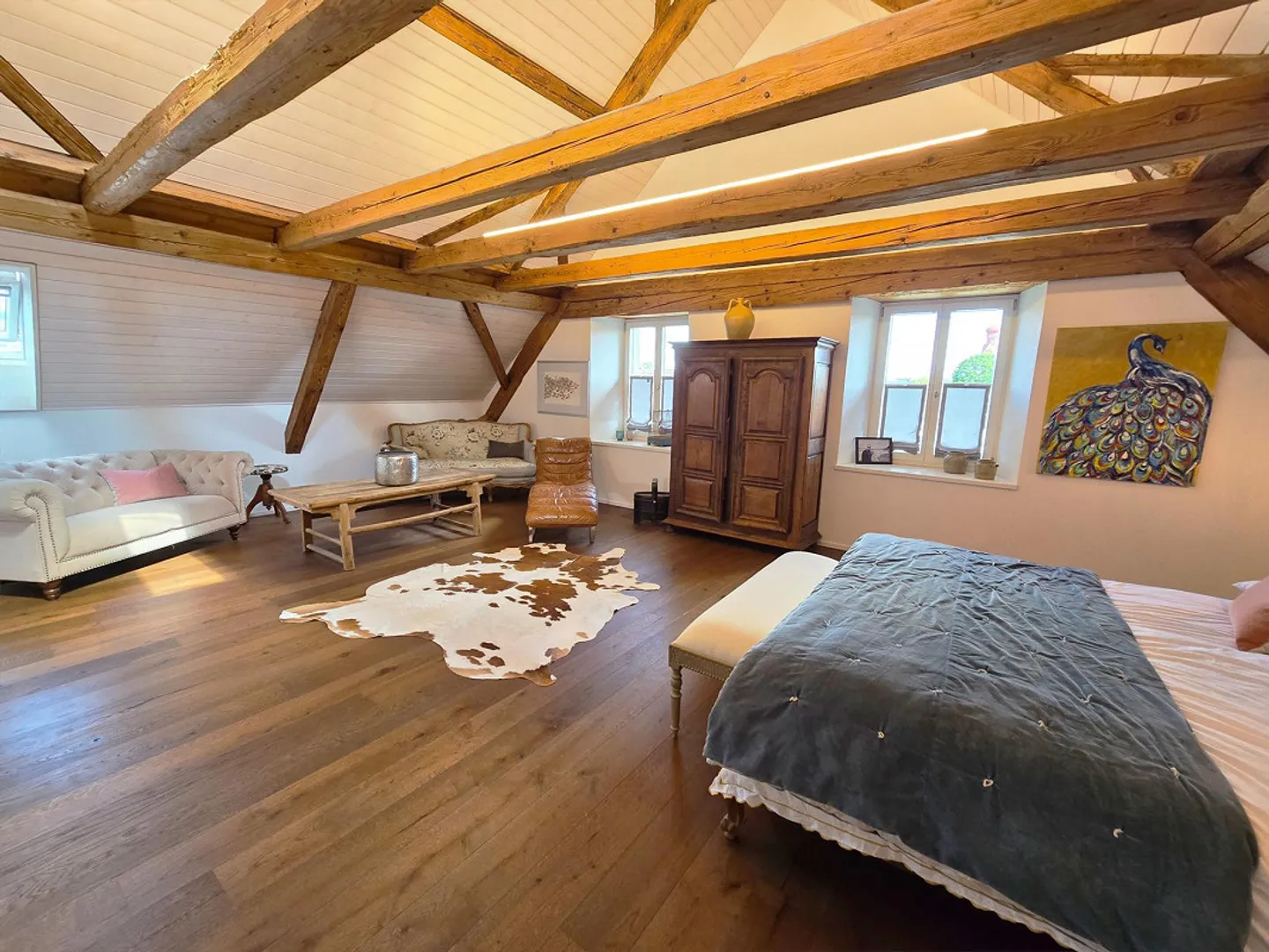 Casa unifamiliare ristrutturata di alta qualità con 9 stanze e molto spazio abitativo - Foto 9 di 11