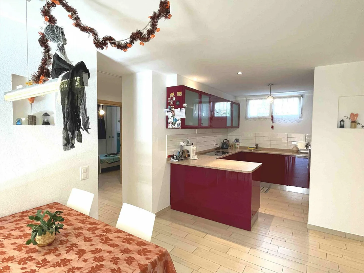 Apartment with beautiful garden in a small and elegant building - Photo 9 of 17