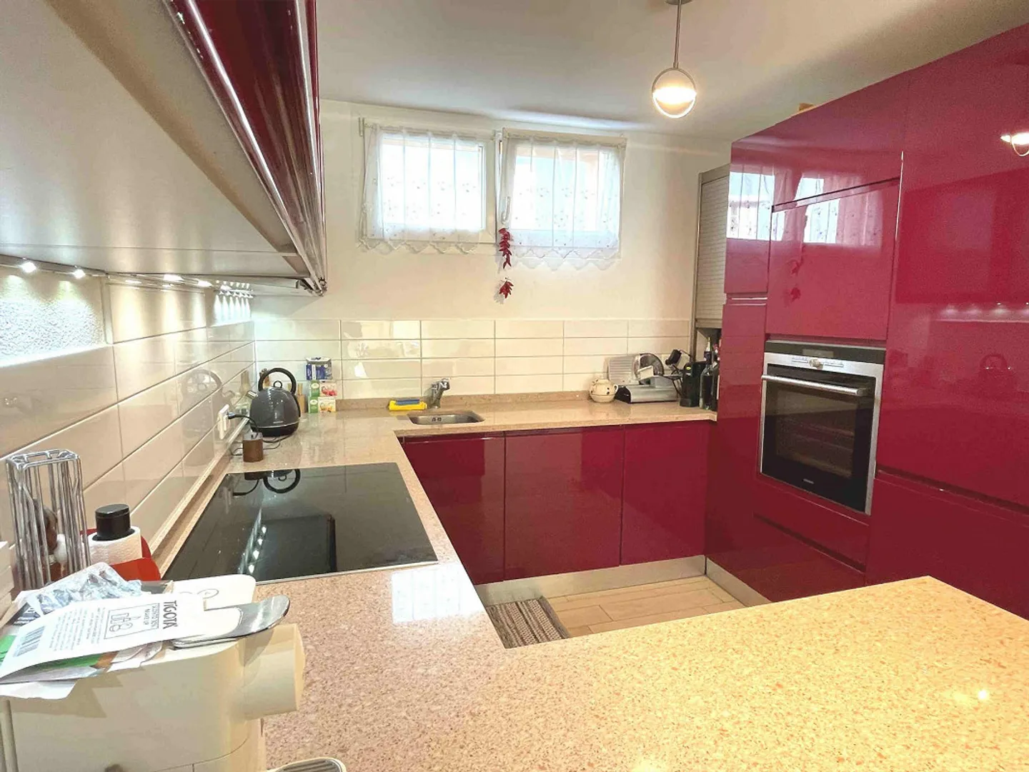 Apartment with beautiful garden in a small and elegant building - Photo 11 of 17