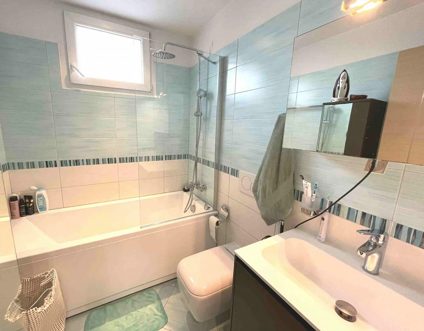 Apartment with beautiful garden in a small and elegant building - Photo 17 of 17