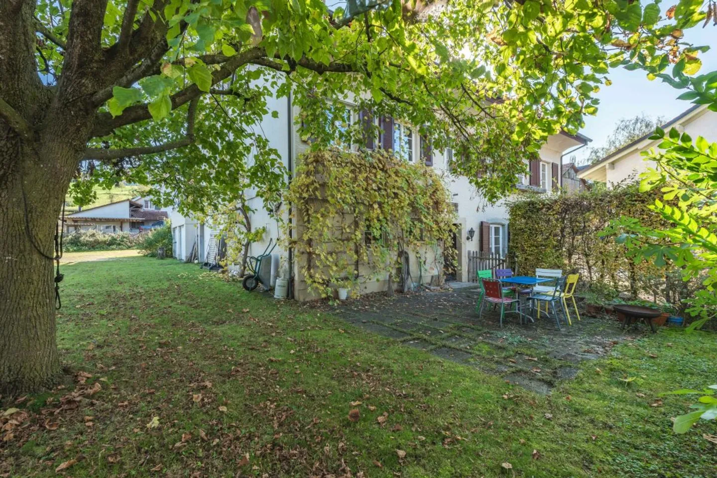 Two-family house with spacious plot - Photo 14 of 15