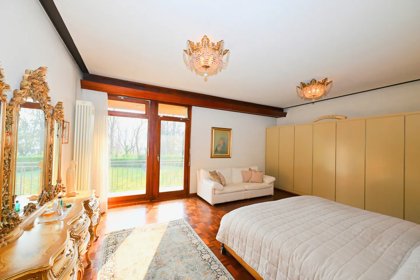 Proprietà prestigiosa con grande giardino e alto potenziale a Vacallo - Foto 19 di 25