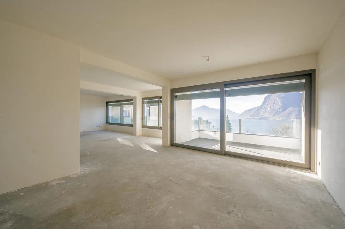 Spazioso 3,5 con vista lago - Foto 6 di 6