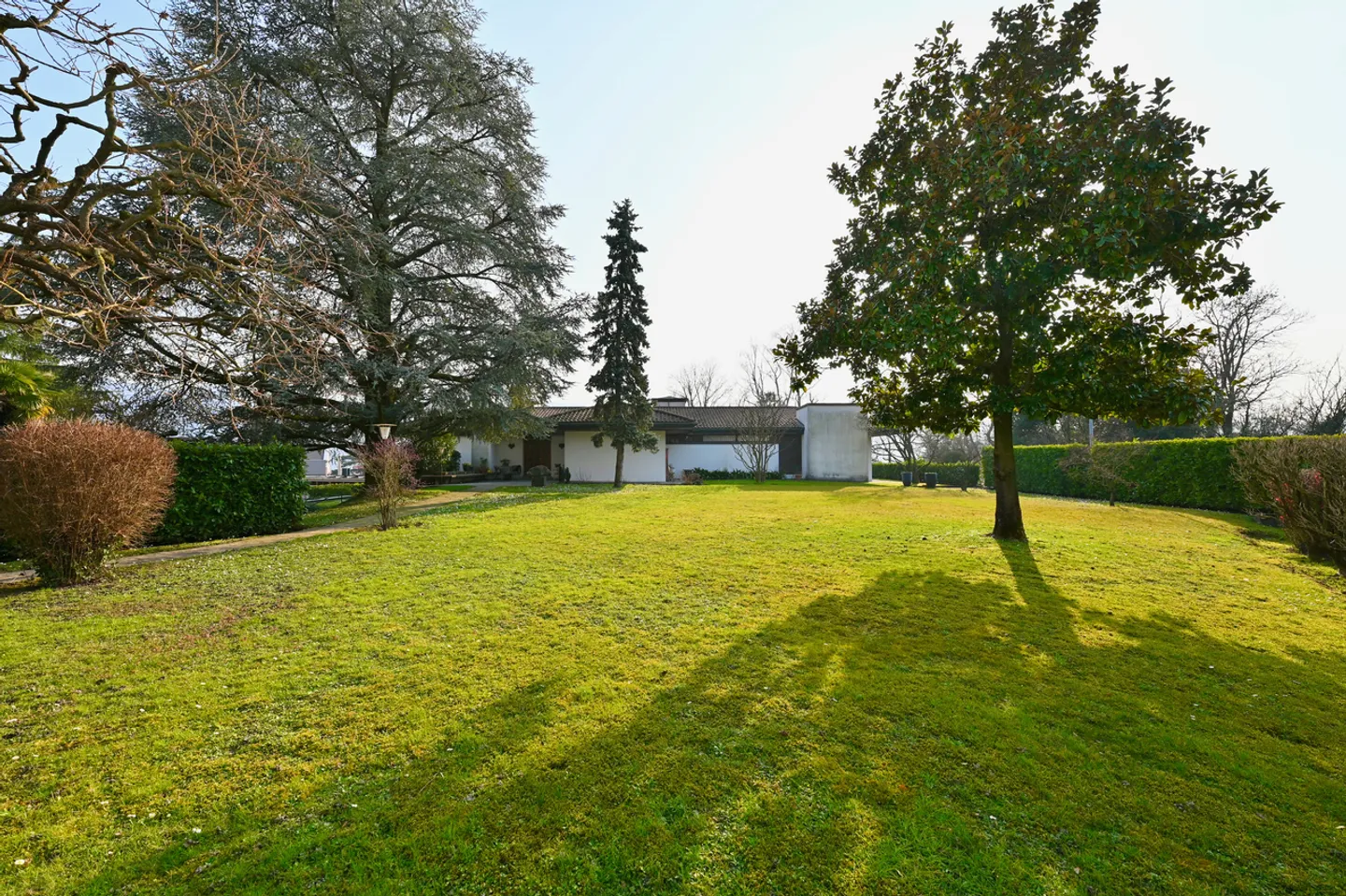 Proprietà prestigiosa con grande giardino e alto potenziale a Vacallo - Foto 25 di 25