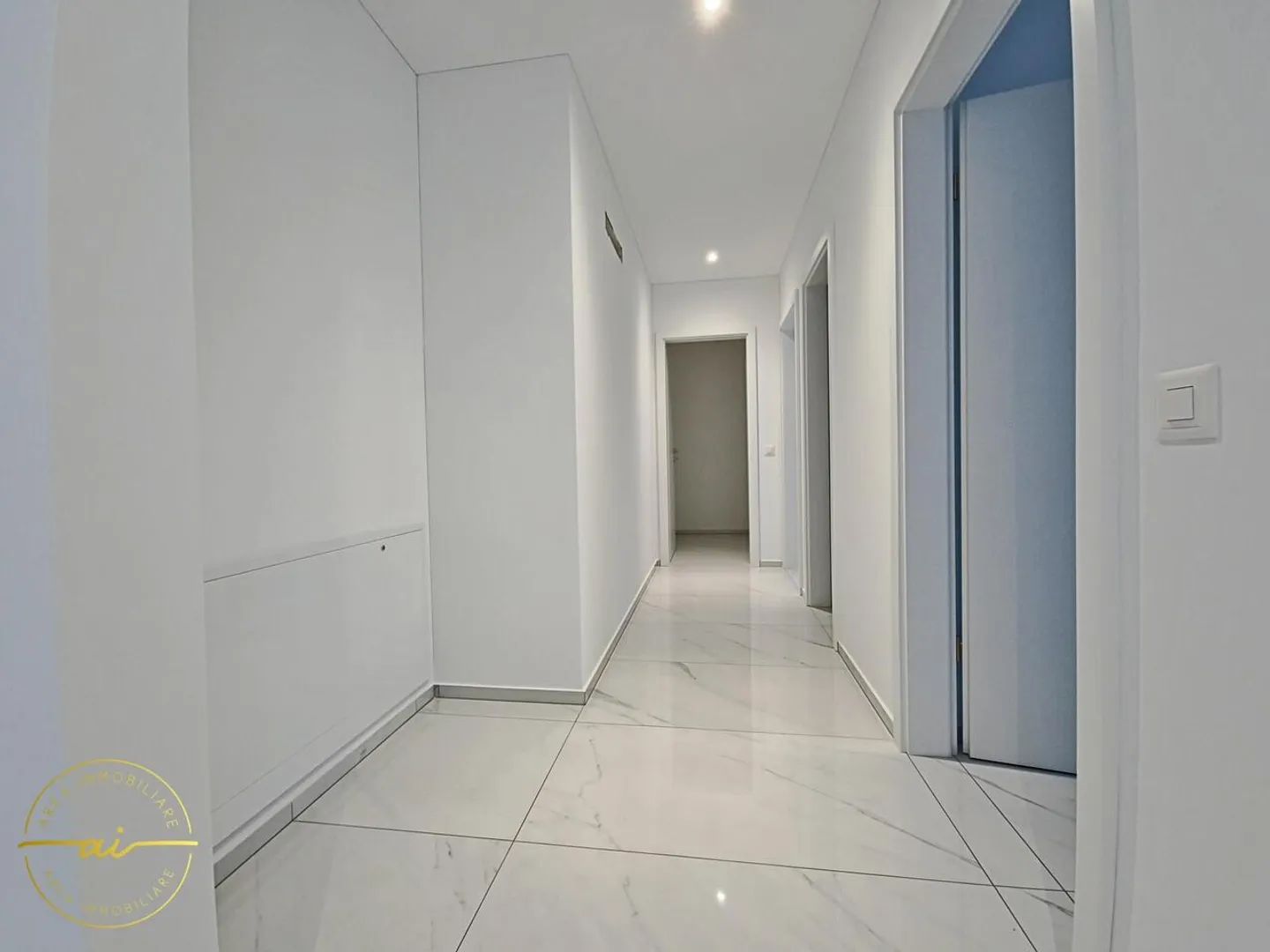 Nuovo Attico con Ampia Terrazza - Foto 5 di 13