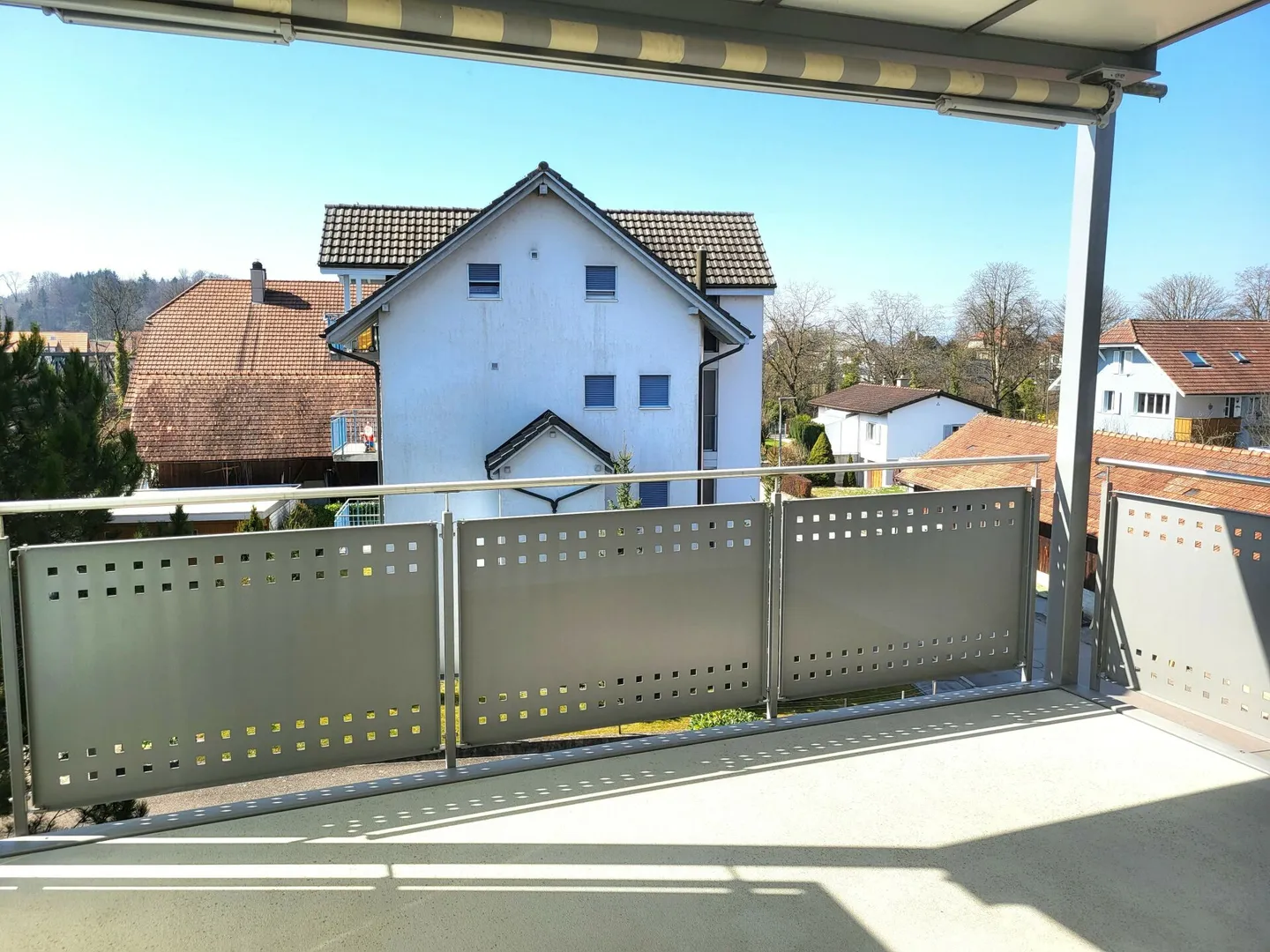 Incantevole appartamento 2 1/2 locali nel quartiere Blüemlismatt - Foto 8 di 9