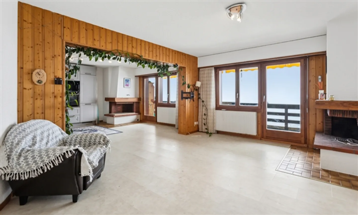 «Geräumige Eigentumswohnung mit 4,5 Zimmern 
Wohnfläche von 115 m2 - Balkon» - Foto 4 von 14