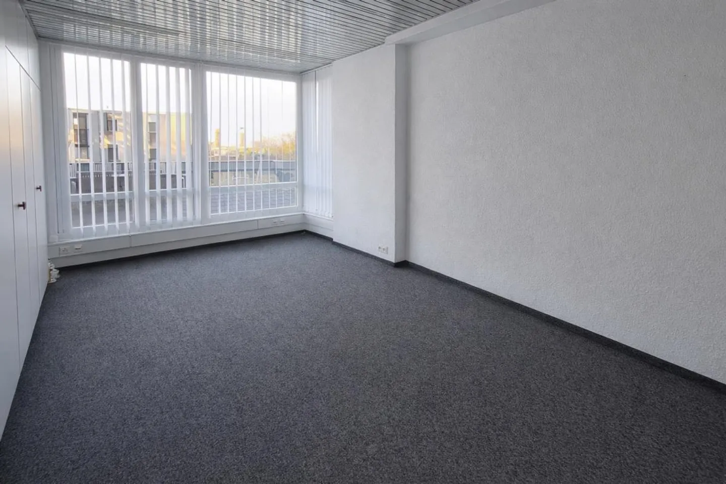 Renditestarkes Gewerbeobjekt - Photo 2 sur 12