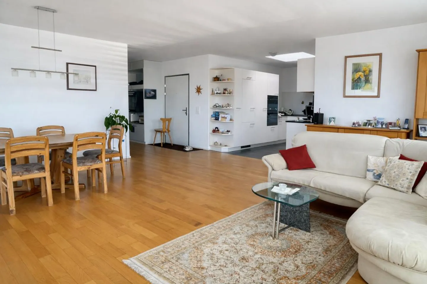 3.5-room penthouse apartment with impressive 115 m² terrace & beautiful view - Photo 5 of 12