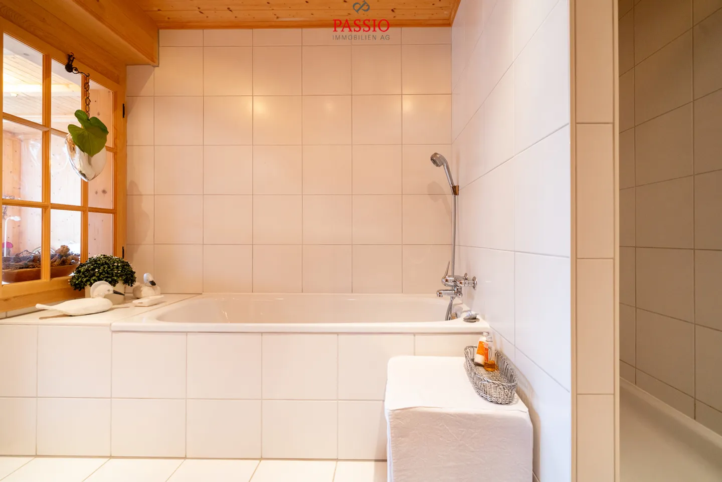 Chalet mit 6,5 Zimmern und Panoramablick sowie Option als Zweitwohnsitz - Foto 14 von 45