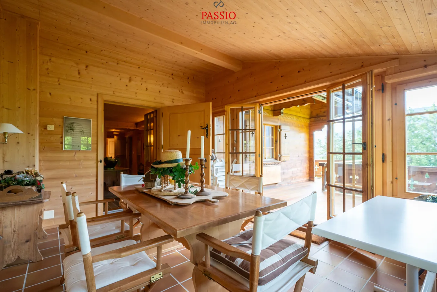 Chalet mit 6,5 Zimmern und Panoramablick sowie Option als Zweitwohnsitz - Foto 25 von 45