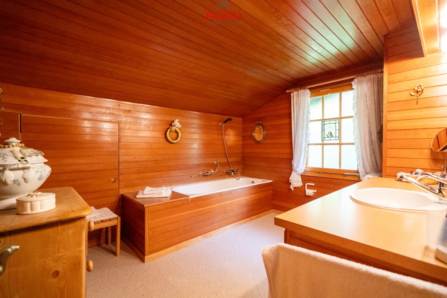 Chalet mit 6,5 Zimmern und Panoramablick sowie Option als Zweitwohnsitz - Foto 29 von 45