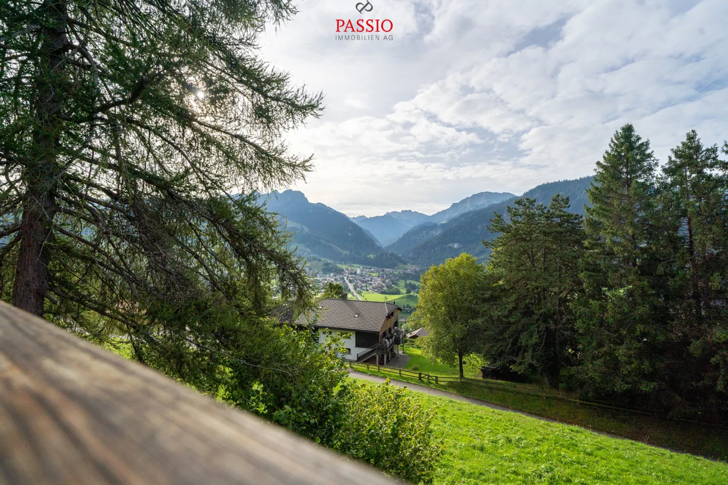 Chalet mit 6,5 Zimmern und Panoramablick sowie Option als Zweitwohnsitz - Foto 36 von 45
