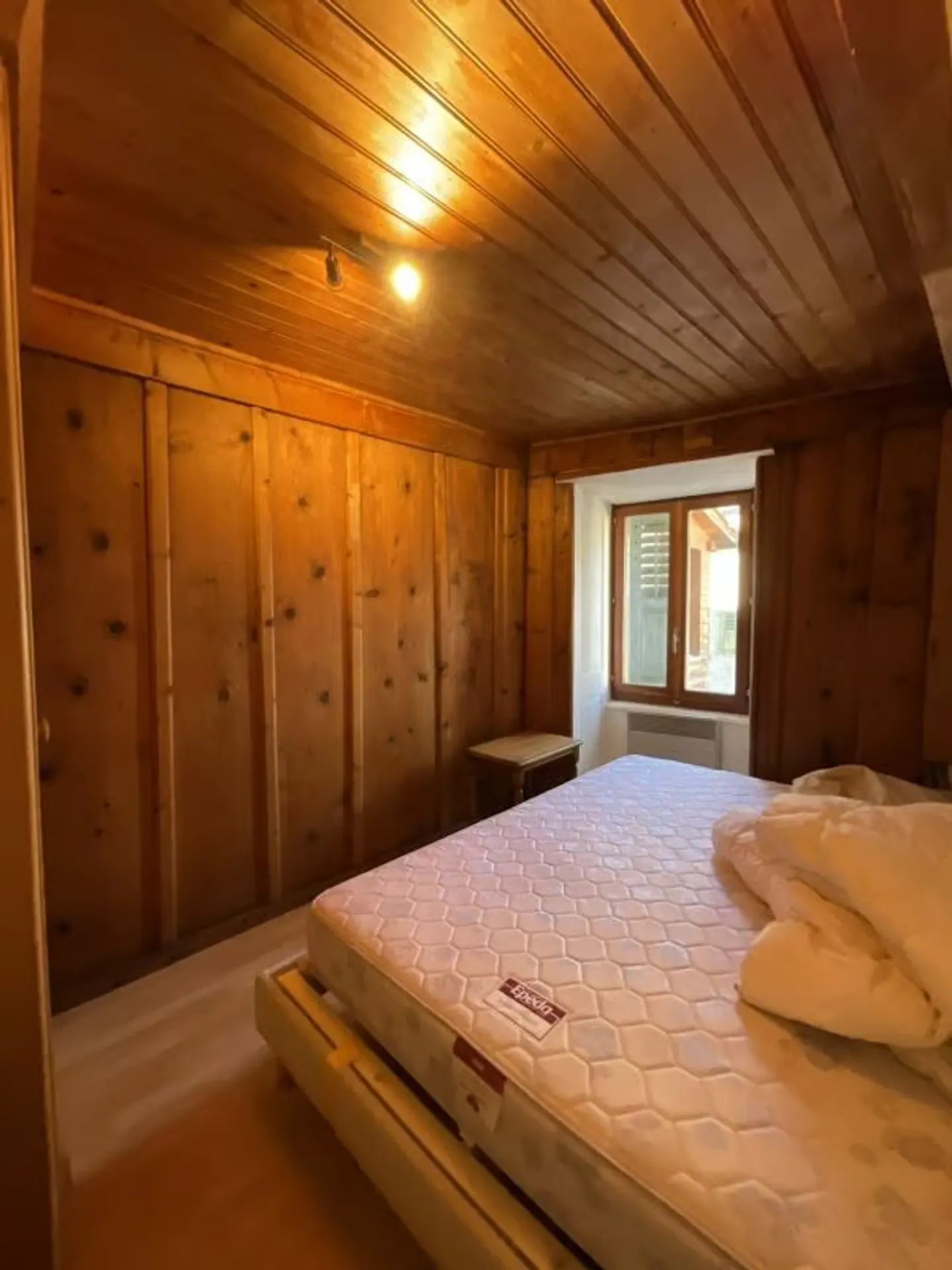 Maison à vendre au coeur du village de Bourg Saint Pierre - Photo 4 of 24